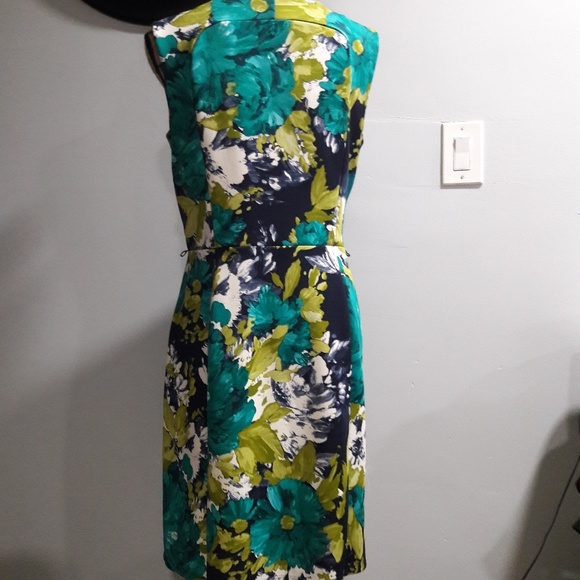 Nice dress🦋 - Picture 2 of 6